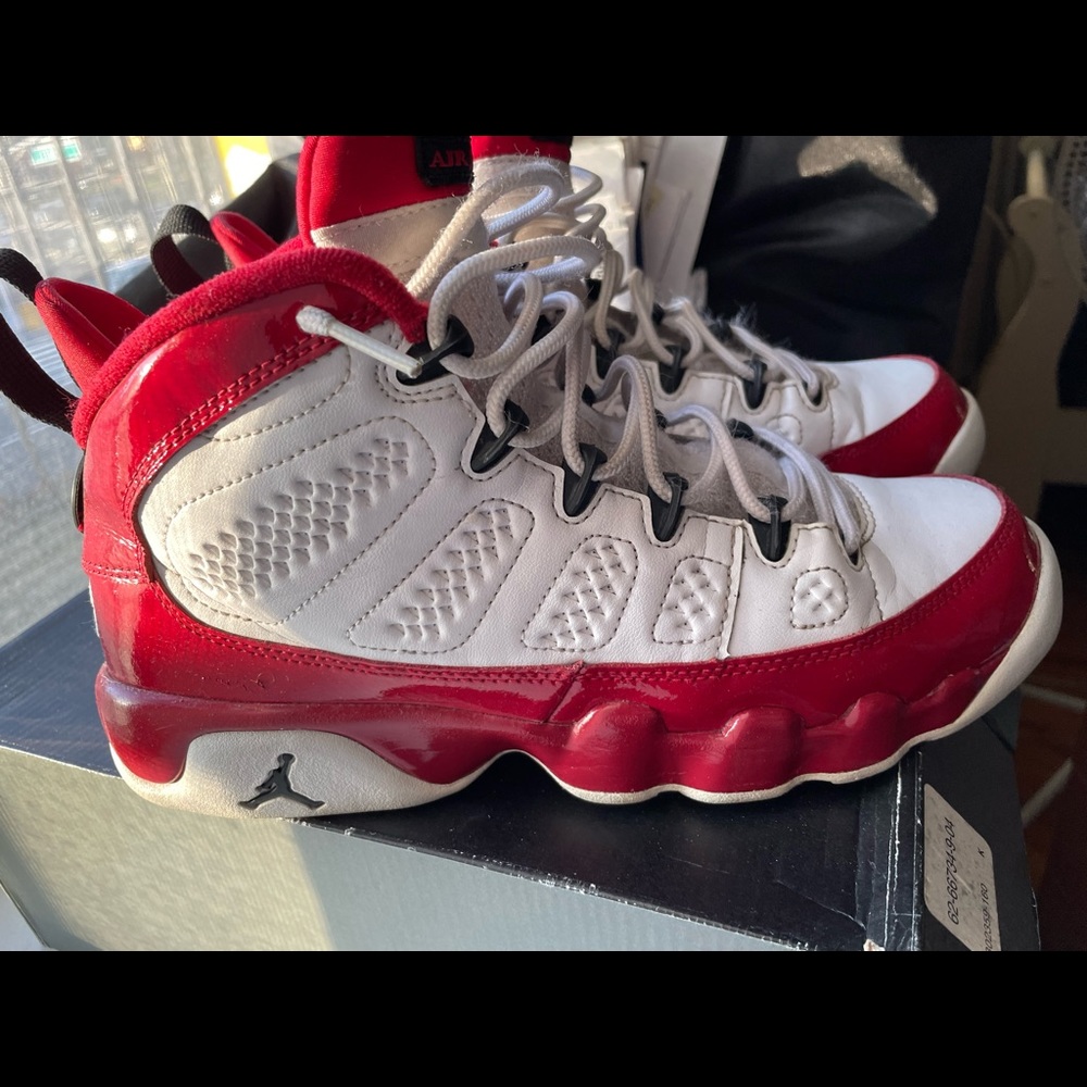 Jordan 9 University Red (7) / Olive 13s (6.5)